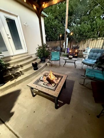 2811 Woodrow Road, Lubbock, TX 79423