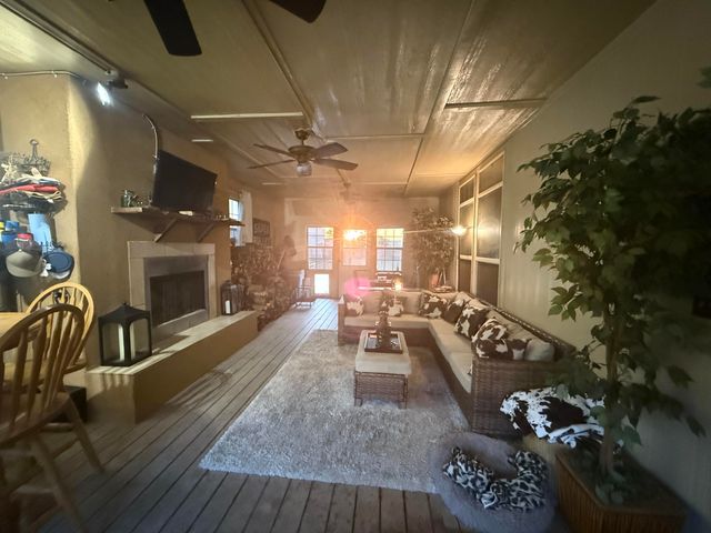 2811 Woodrow Road, Lubbock, TX 79423