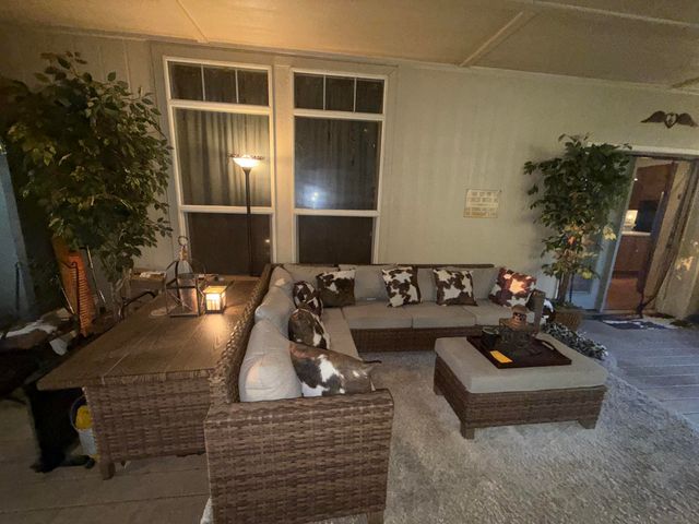 2811 Woodrow Road, Lubbock, TX 79423