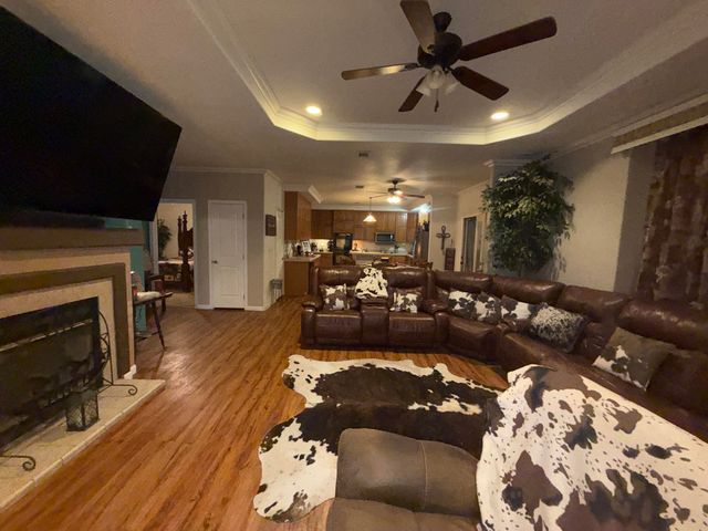 2811 Woodrow Road, Lubbock, TX 79423