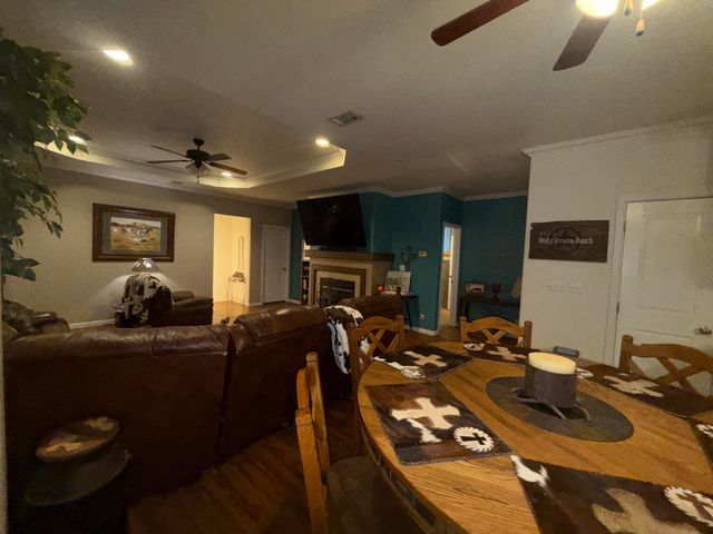 2811 Woodrow Road, Lubbock, TX 79423