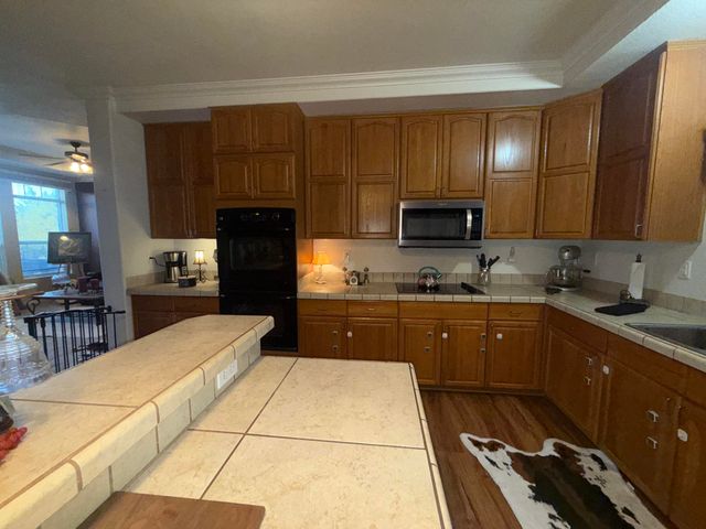 2811 Woodrow Road, Lubbock, TX 79423