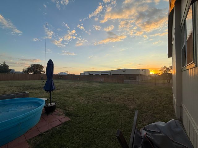 2811 Woodrow Road, Lubbock, TX 79423