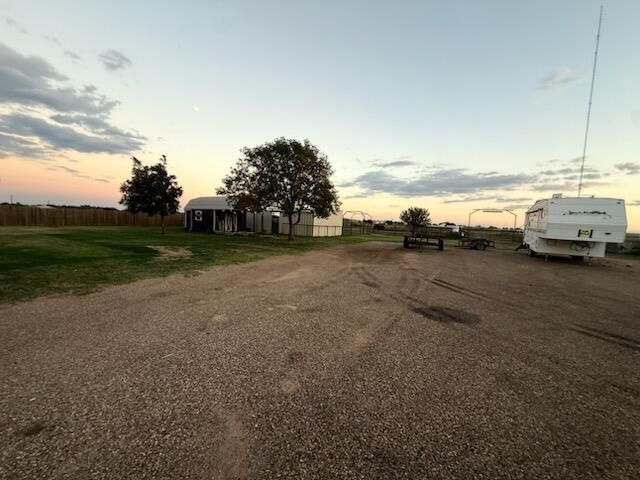 2811 Woodrow Road, Lubbock, TX 79423