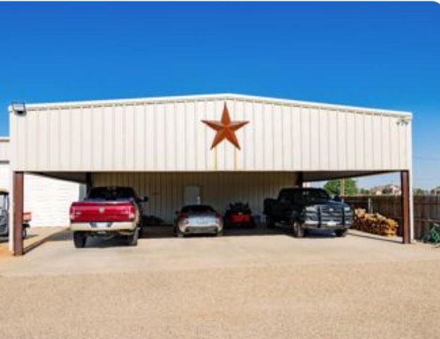 2811 Woodrow Road, Lubbock, TX 79423
