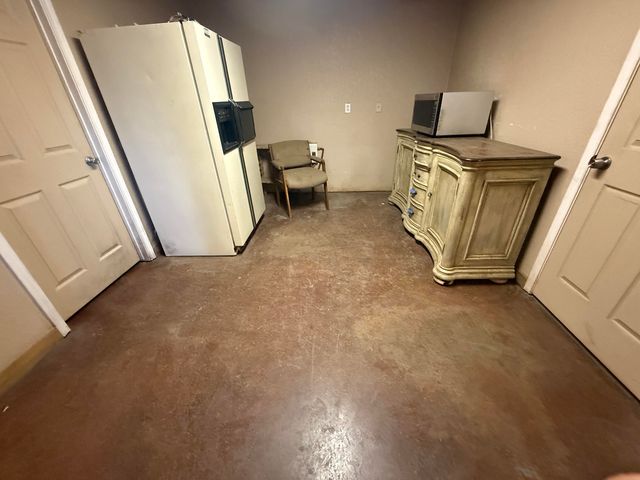 2811 Woodrow Road, Lubbock, TX 79423