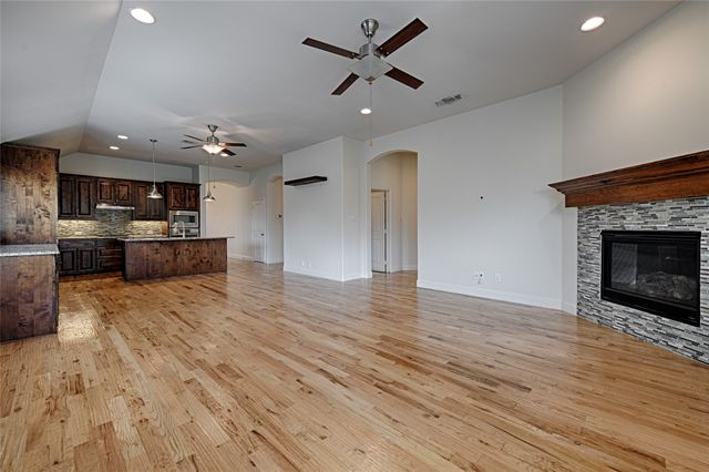 1124 Hot Springs Way, Celina, TX 75009