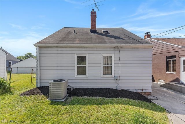 11301 Mountview Avenue, Garfield Heights, OH 44125