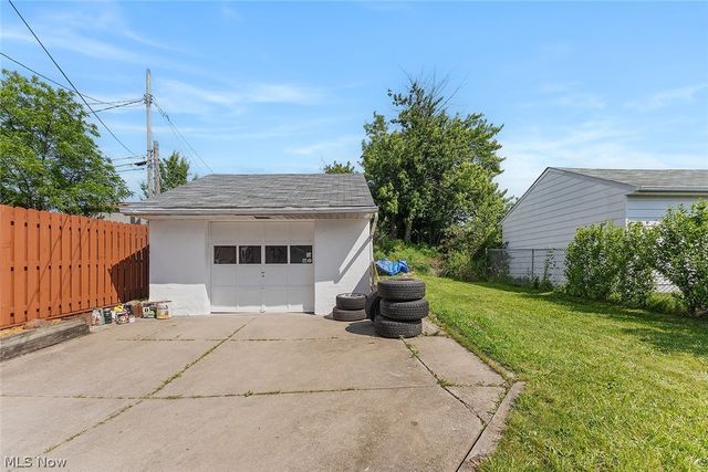 11301 Mountview Avenue, Garfield Heights, OH 44125