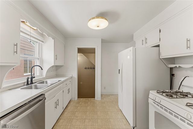11301 Mountview Avenue, Garfield Heights, OH 44125