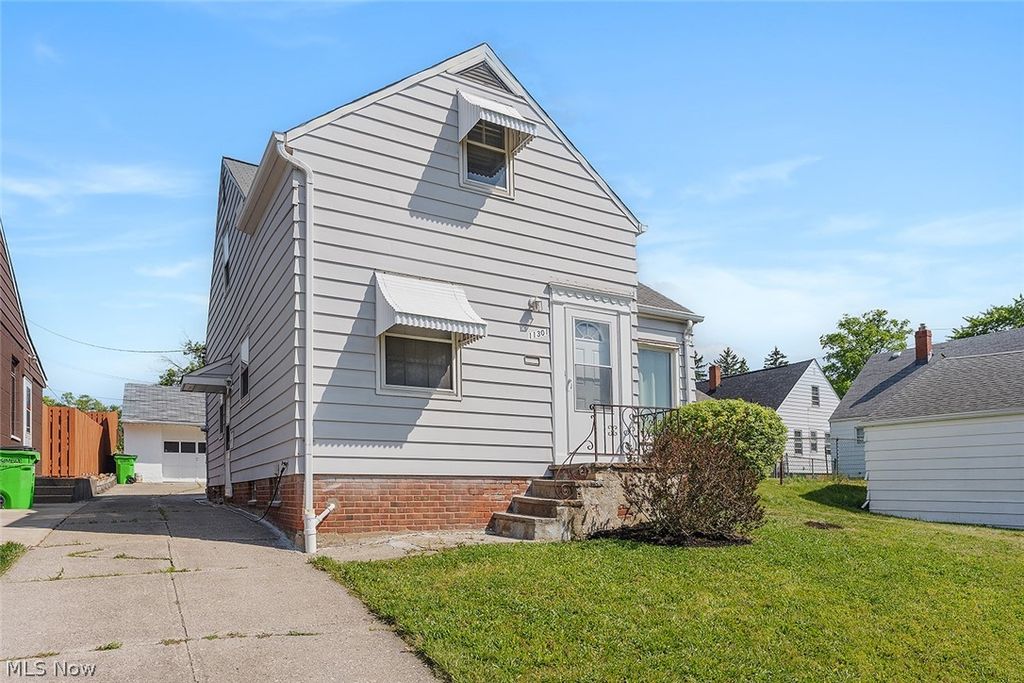 11301 Mountview Avenue, Garfield Heights, OH 44125