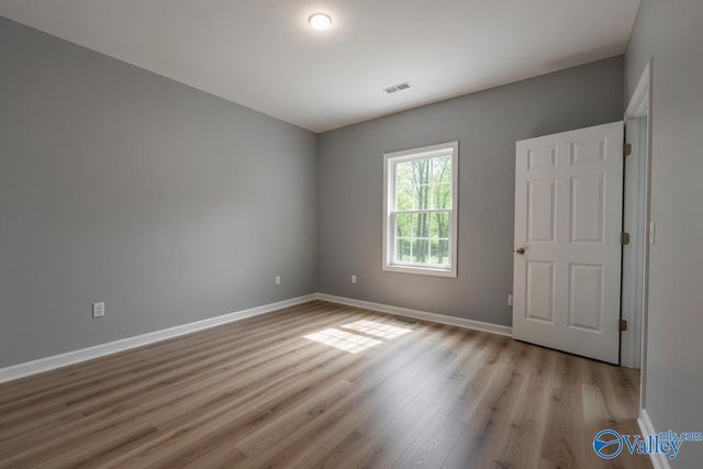 6400 Dalewood Lane, Guntersville, AL 35976