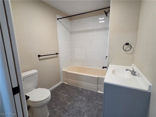 137 Hiler Street, Conneaut, OH 44030