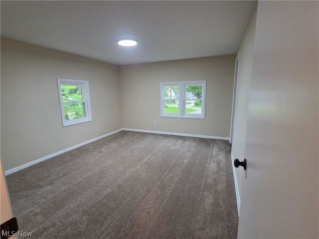 137 Hiler Street, Conneaut, OH 44030