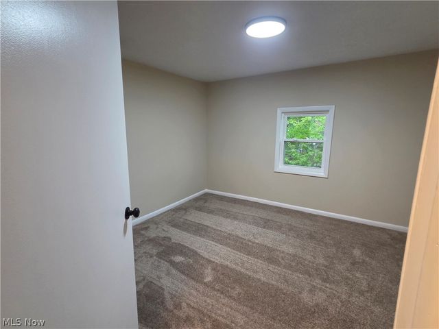 137 Hiler Street, Conneaut, OH 44030