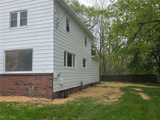 137 Hiler Street, Conneaut, OH 44030