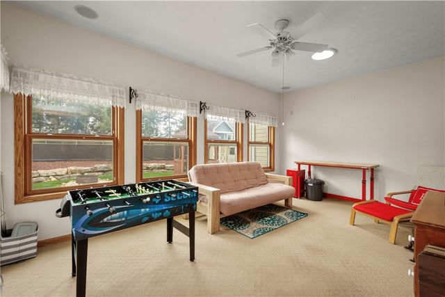 117 Clare Dr, Perryopolis, PA 15473