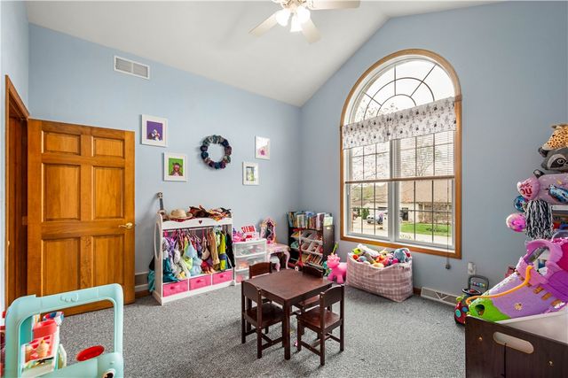117 Clare Dr, Perryopolis, PA 15473