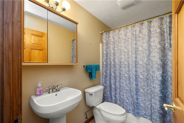 117 Clare Dr, Perryopolis, PA 15473