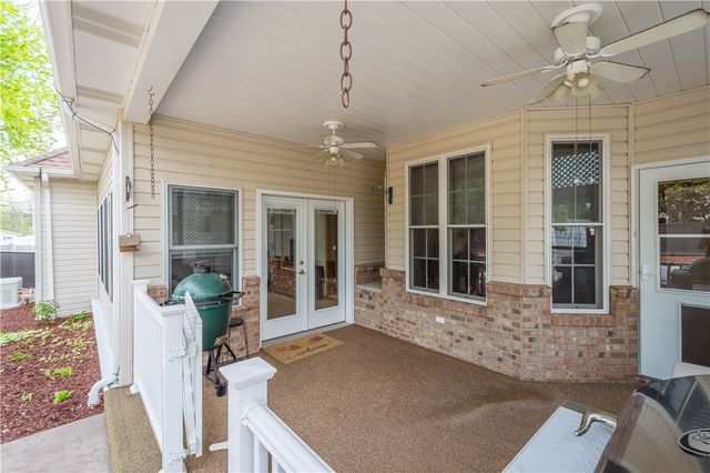 117 Clare Dr, Perryopolis, PA 15473