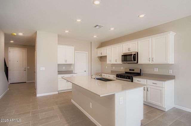 18939 N AVELINO Drive, Maricopa, AZ 85138