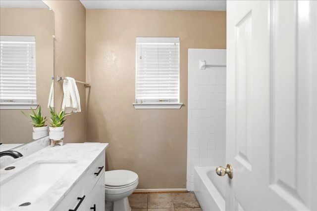 10517 S Canoa Hills TRL, Austin, TX 78717