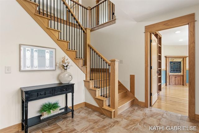 18886 Greenwood Court, Spring Lake, MI 49456