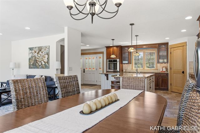 18886 Greenwood Court, Spring Lake, MI 49456