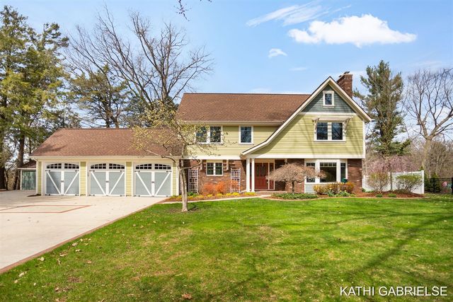 18886 Greenwood Court, Spring Lake, MI 49456