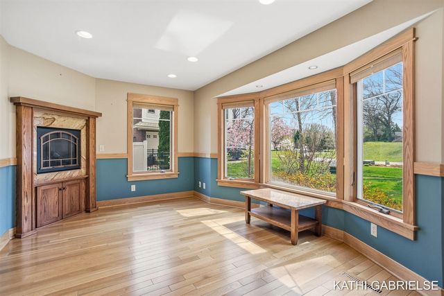 18886 Greenwood Court, Spring Lake, MI 49456