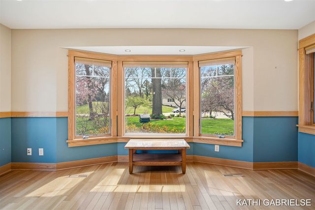 18886 Greenwood Court, Spring Lake, MI 49456