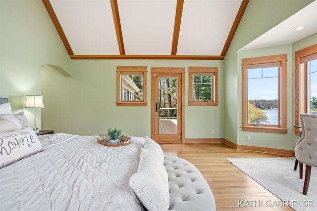 18886 Greenwood Court, Spring Lake, MI 49456