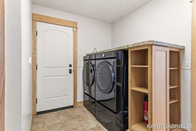 18886 Greenwood Court, Spring Lake, MI 49456