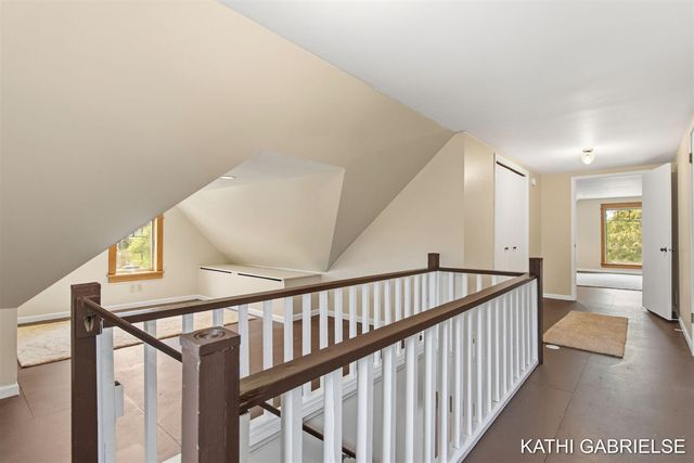 18886 Greenwood Court, Spring Lake, MI 49456