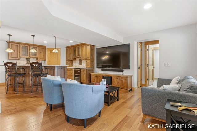 18886 Greenwood Court, Spring Lake, MI 49456