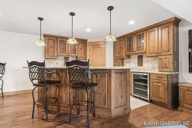 18886 Greenwood Court, Spring Lake, MI 49456