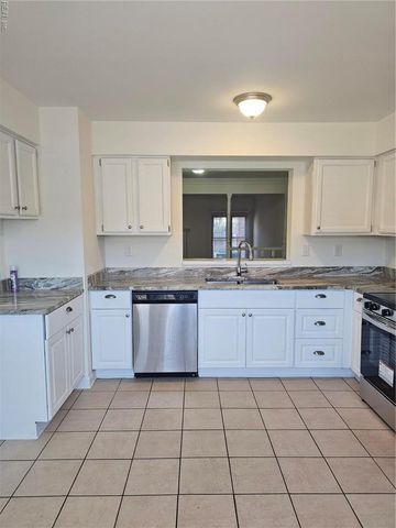 304 Boerum CT, Virginia Beach, VA 23452