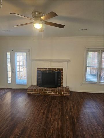 304 Boerum CT, Virginia Beach, VA 23452