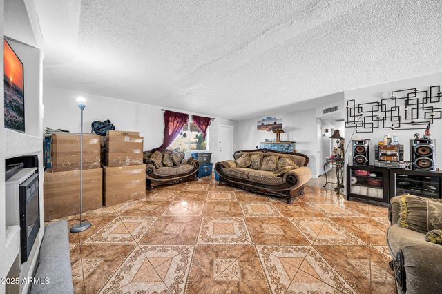 7629 W OSBORN Road, Phoenix, AZ 85033