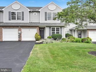 130 PEREGRINE LN, Hummelstown, PA 17036