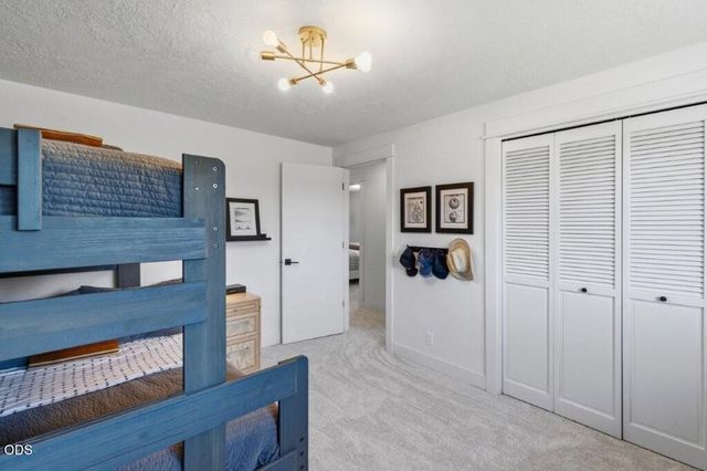 61211 Mount Vista Drive, Bend, OR 97702