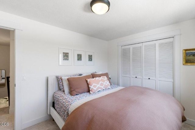 61211 Mount Vista Drive, Bend, OR 97702