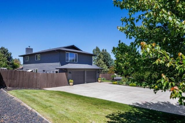 61211 Mount Vista Drive, Bend, OR 97702