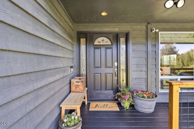 61211 Mount Vista Drive, Bend, OR 97702