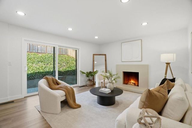 93 Ridgeview Avenue, San Jose, CA 95127