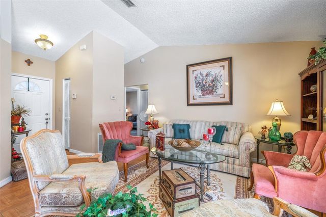 624 MCKINLEY COURT, Kissimmee, FL 34758