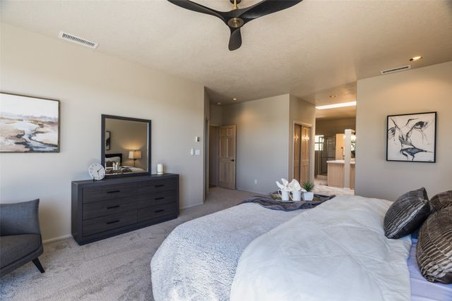 43 Twin Arrow Drive, Sandia Park, NM 87047