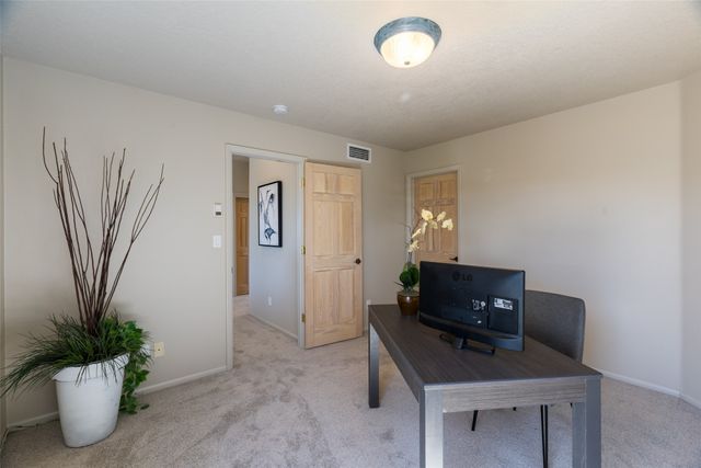 43 Twin Arrow Drive, Sandia Park, NM 87047