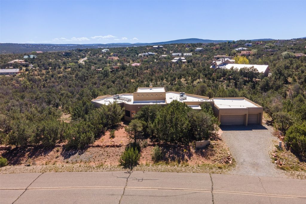 43 Twin Arrow Drive, Sandia Park, NM 87047