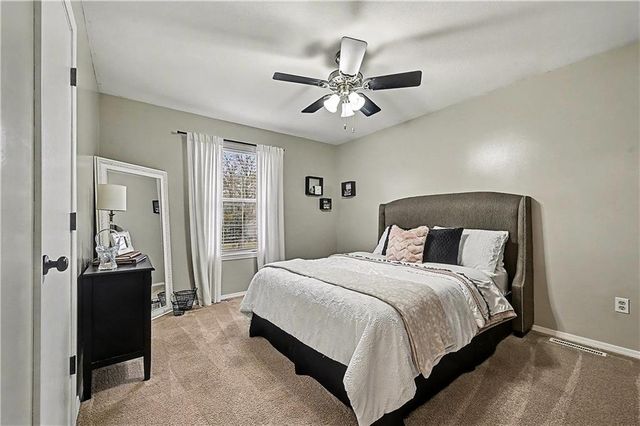 320 NW Palmer Street, Blue Springs, MO 64014